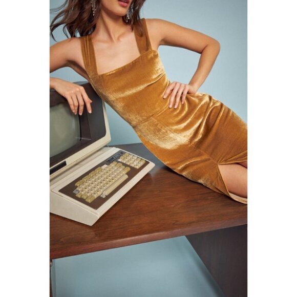 💕REFORMATION💕 Emira Velvet Dress ~ Gold 2 NWT - Picture 3 of 16